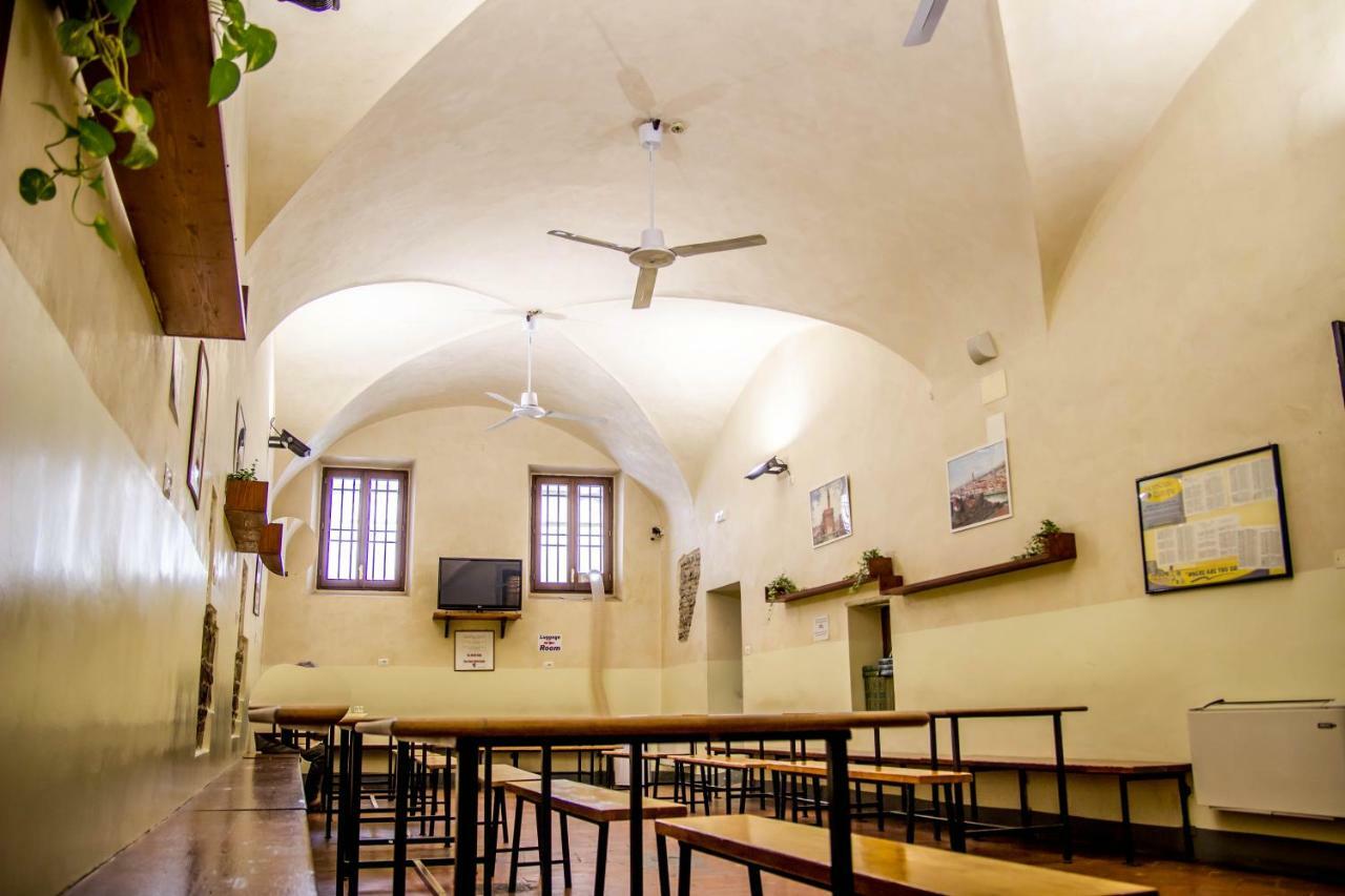 Hostel Santa Monaca *
