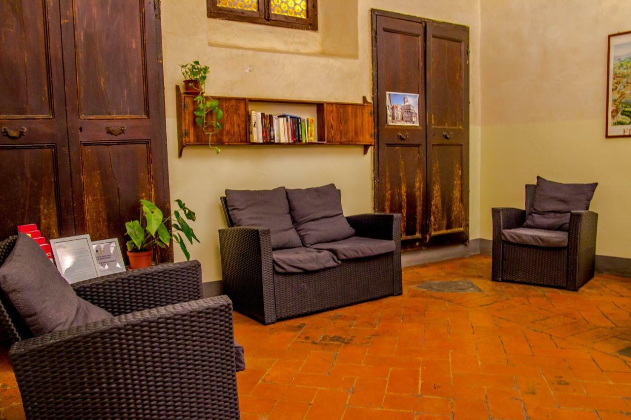 Santa Monaca Hostel